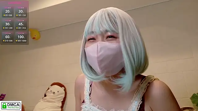 SUZU  online show from June 11, 12:13 pm