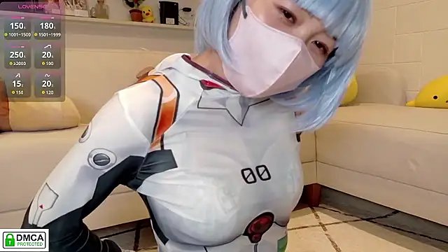 SUZU  online show from June 30, 12:15 pm