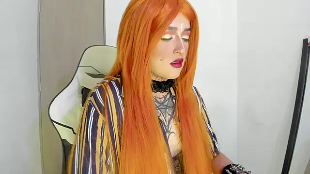 sarah benjjaminn online show from July 25, 10:33 am