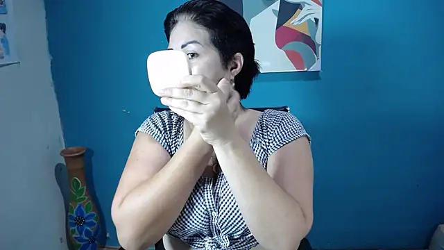 Snapshot of Sunny_rayz_ chatting on September 22, 9:13 pm Sunny rayz online show from September 22, 9:13 pm