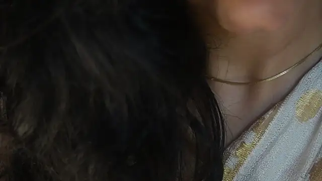 -AyeshaSinghania- online show from March 18, 10:09 am