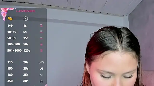 YuliCardona  online show from June 19, 5:22 am