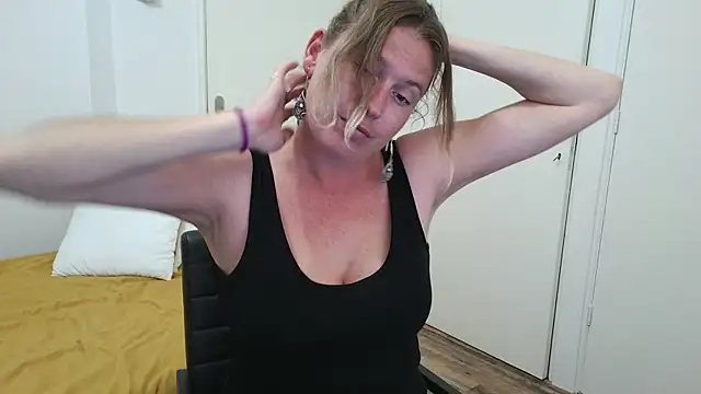 cumfun online show from June 10, 1:43 pm