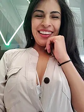 Snapshot of Astrid-- chatting on October 17, 8:34 pm Astrid-- online show from October 17, 8:34 pm
