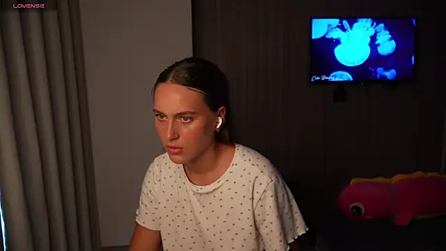 HarleyDeess online show from June 28, 12:17 am
