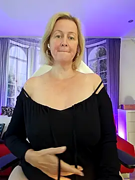 Snapshot of MarleneBloem chatting on September 24, 11:20 am MarleneBloem online show from September 24, 11:20 am