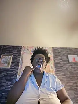 Miss west online show from November 19, 4:12 am