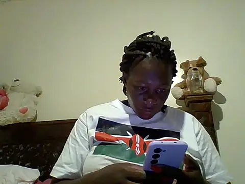 Melaninmonroe90 online show from April 14, 10:10 pm