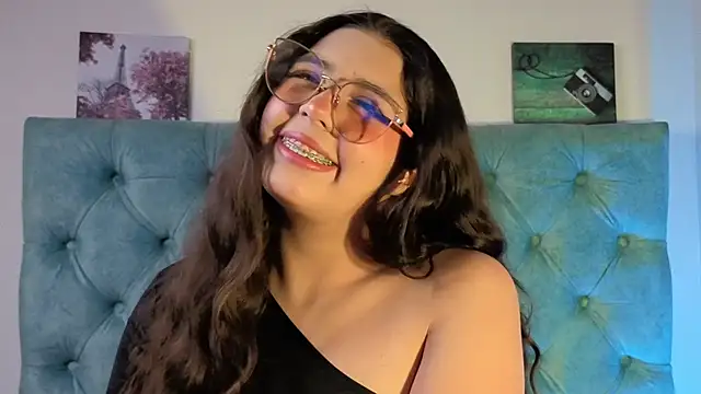 Paola Lyon  online show from September 24, 6:51 pm