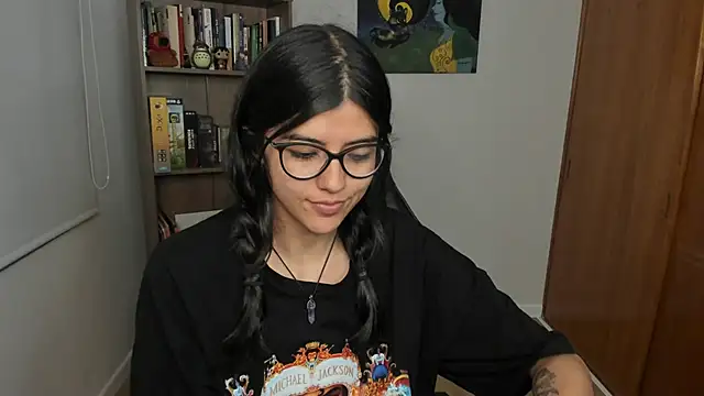 valerie  skyy online show from January 19, 2:52 am