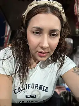 You-kitty2025 online show from August 4, 11:33 pm