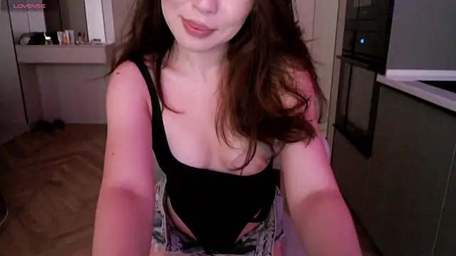 ArielleSou online show from June 18, 5:53 am