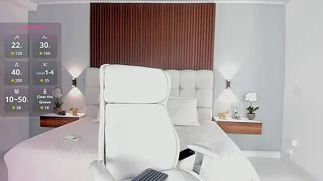 Snapshot of sofi_potter_ chatting on September 23, 4:38 pm sofi potter  online show from September 23, 4:38 pm