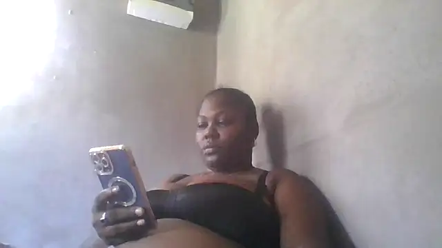 Snapshot of XgeileKutje chatting on October 16, 2:52 pm XgeileKutje online show from October 16, 2:52 pm