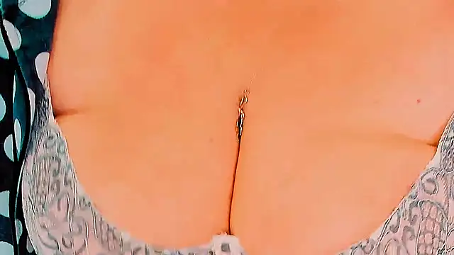 BIGTITSBBW online show from November 23, 6:20 pm