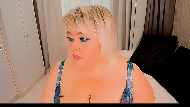 BIGTITSBBW online show from September 25, 6:23 am