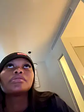 Neelo-Smith online show from December 17, 5:06 pm