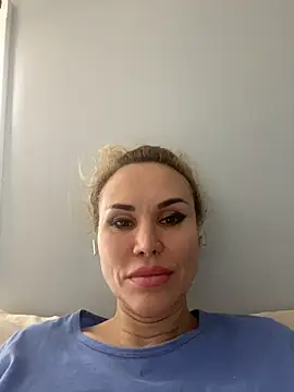 Radmila Queen  online show from May 15, 5:16 pm