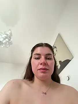 EllyNora online show from June 9, 8:08 pm