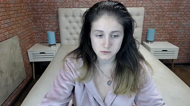 Snapshot of Holliy_Cooper chatting on September 30, 11:05 am Holliy Cooper online show from September 30, 11:05 am