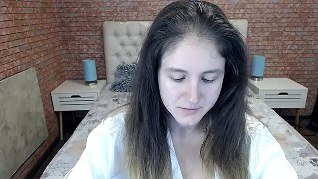Snapshot of Holliy_Cooper chatting on October 7, 8:08 am Holliy Cooper online show from October 7, 8:08 am