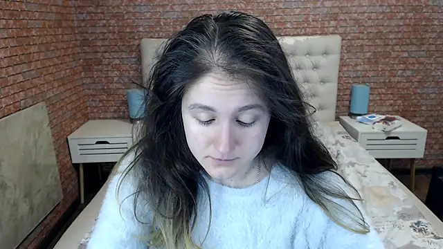 Snapshot of Holliy_Cooper chatting on October 17, 8:17 am Holliy Cooper online show from October 17, 8:17 am