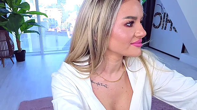 SpoilM3Mor3 online show from October 30, 12:17 pm