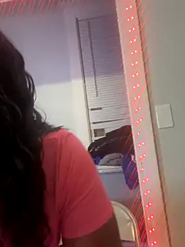 Snapshot of immona chatting on October 11, 10:31 am immona online show from October 11, 10:31 am