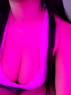 Zeina2024 online show from April 26, 8:06 pm