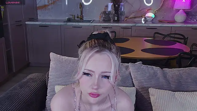 Lexitey online show from January 14, 11:21 pm