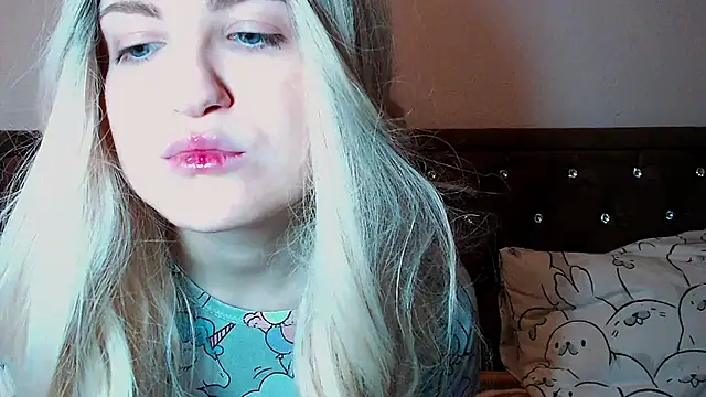 Sara4uu online show from November 27, 12:57 am