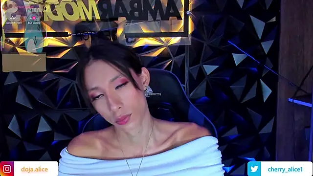 alicee salvatore online show from February 10, 2:09 pm