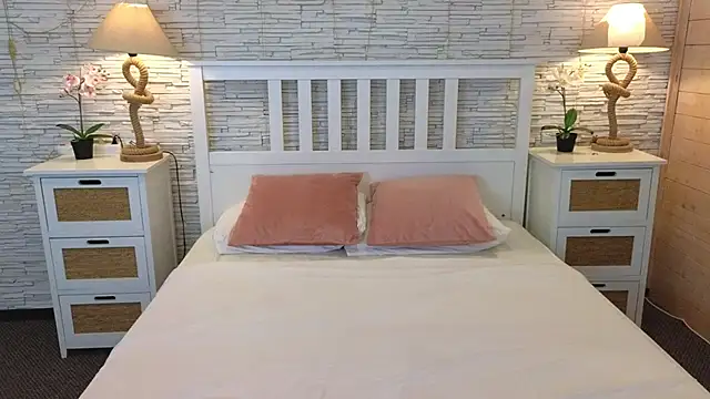 BrianaJoy online show from June 26, 5:20 am