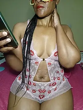 BabySweetDee online show from June 18, 8:48 am