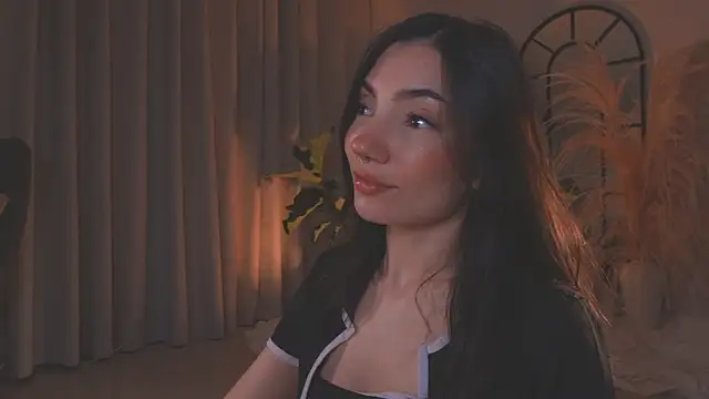 AmyArmstrong online show from September 25, 11:35 pm