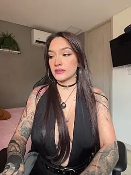 DaniDusan  online show from April 30, 7:52 pm